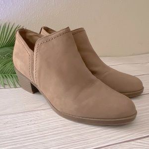 Taupe Naturalizer Zarie Boots